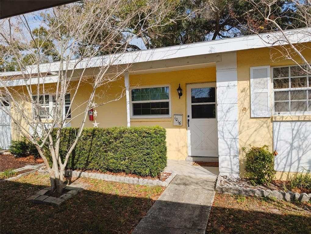 1016 DE SOTO DRIVE