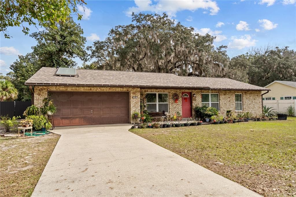 32530 PURDUM AVENUE LEESBURG, FL 34788