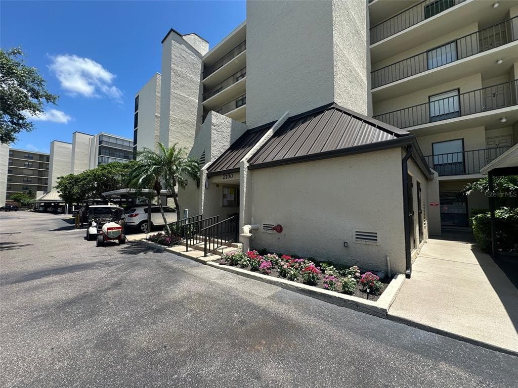 2700 COVE CAY DRIVE UNIT 1-4B CLEARWATER, FL 33760