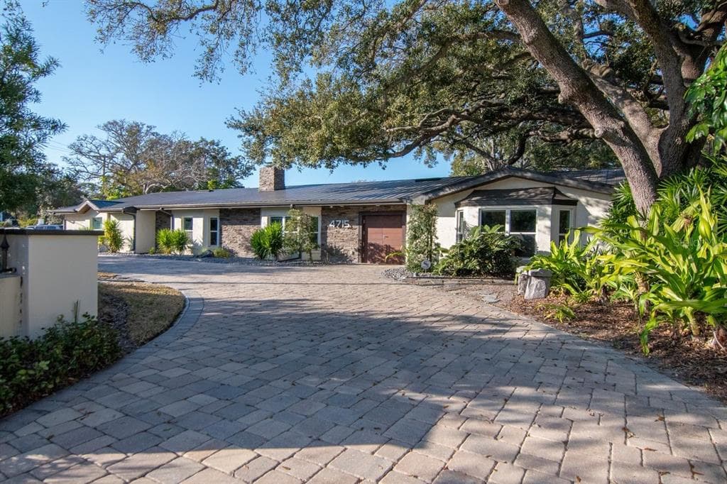 4715 W SAN JOSE STREET TAMPA, FL 33629