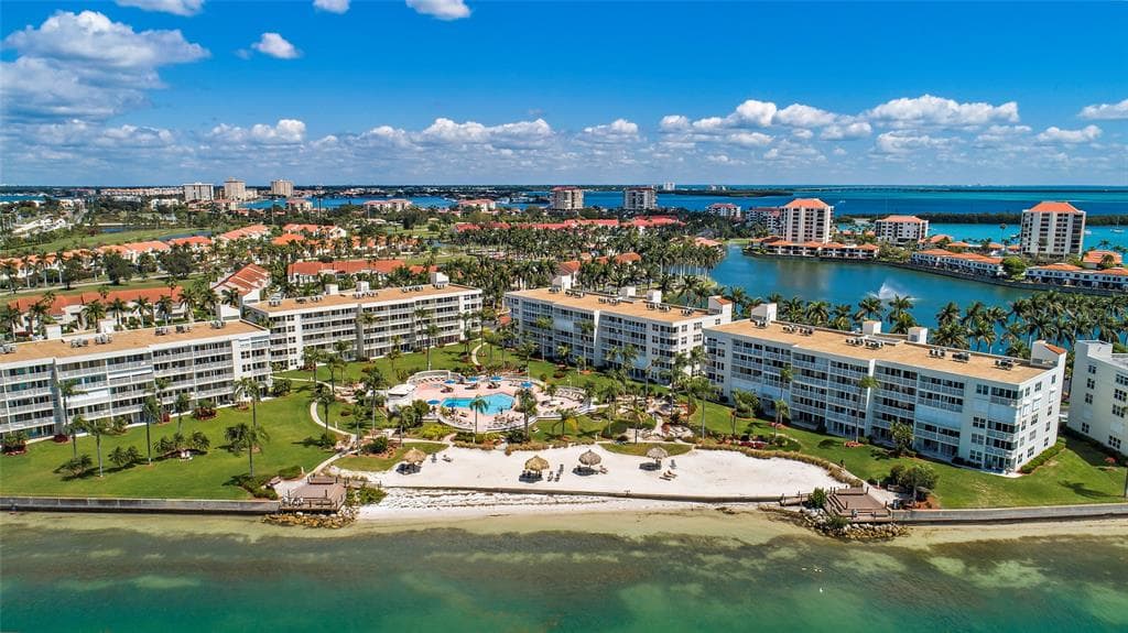 6021 BAHIA DEL MAR CIRCLE UNIT 234 ST PETERSBURG, FL 33715
