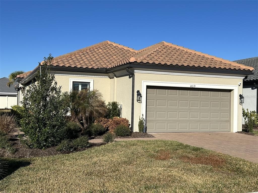 4619 GAROFALO ROAD WESLEY CHAPEL, FL 33543