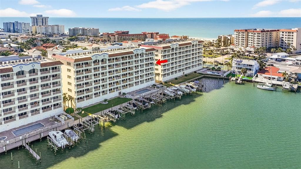 17717 GULF BOULEVARD UNIT 401
