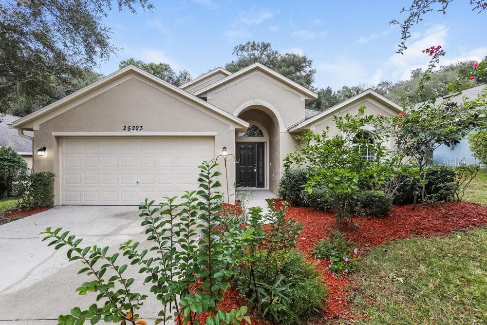 25223 IRONWEDGE DRIVE SORRENTO, FL 32776