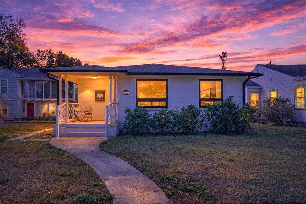2220 7TH AVENUE N ST PETERSBURG, FL 33713
