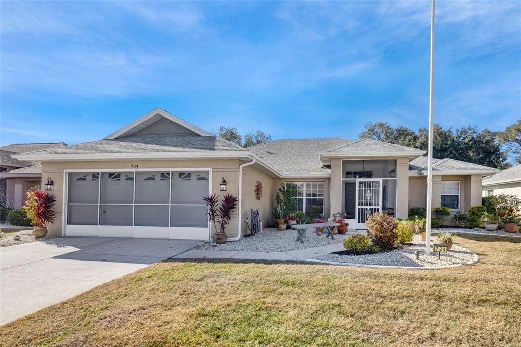 724 WINTERBROOKE WAY SUN CITY CENTER, FL 33573