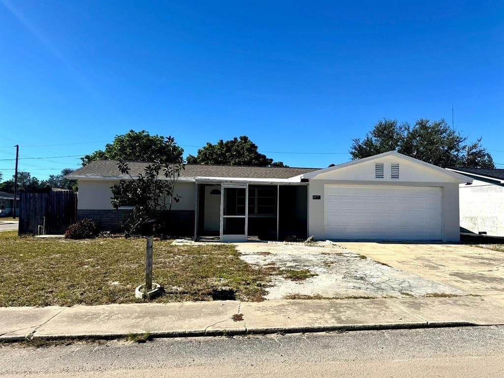 1019 PERT LANE HOLIDAY, FL 34691