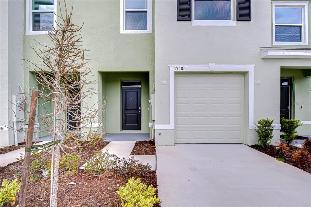 17485 SPANISH OAK LOOP LAND O LAKES, FL 34638