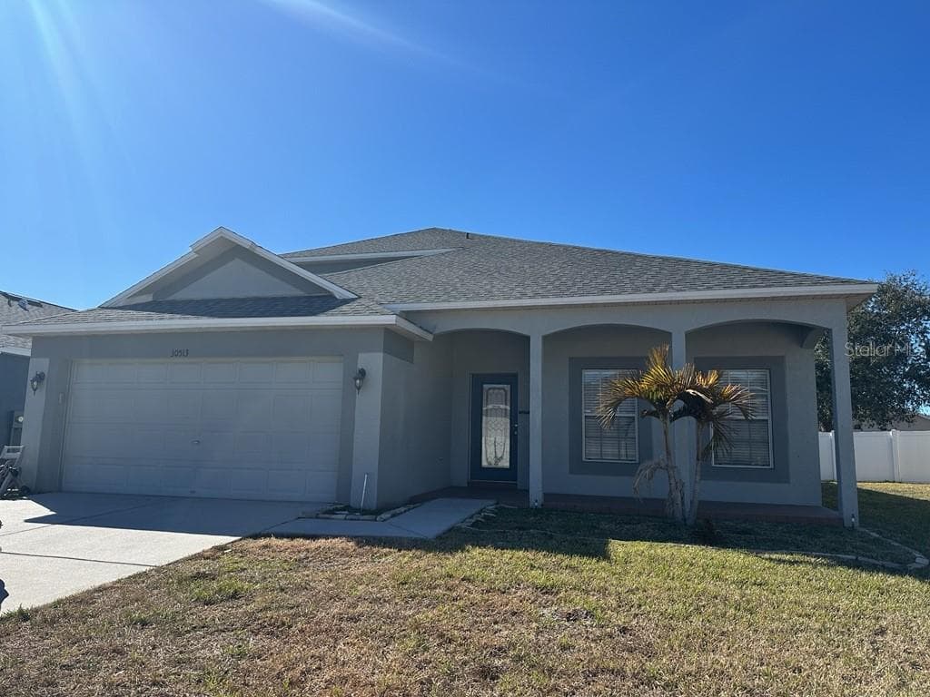 30513 LATOURETTE DRIVE WESLEY CHAPEL, FL 33545