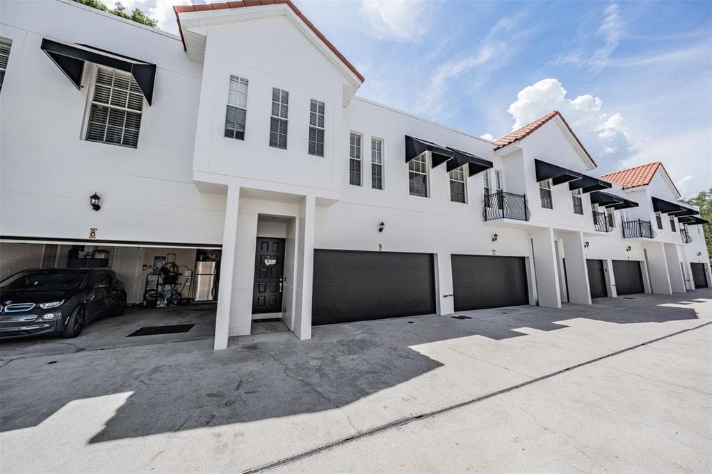 3210 W HORATIO STREET UNIT 9 TAMPA, FL 33609