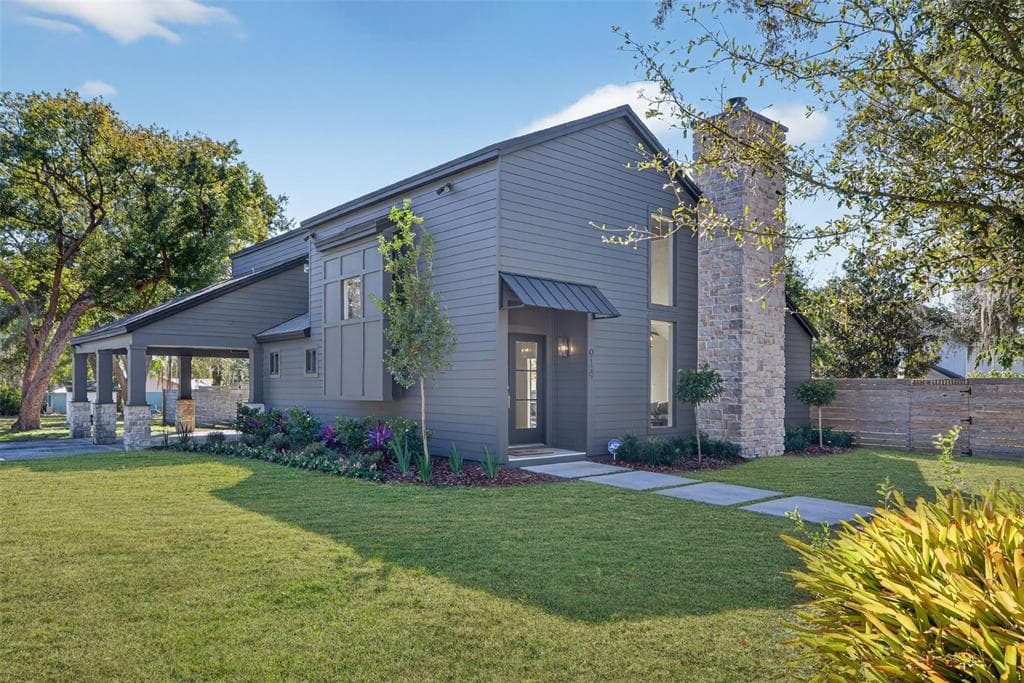 914 W IDLEWILD AVENUE TAMPA, FL 33604