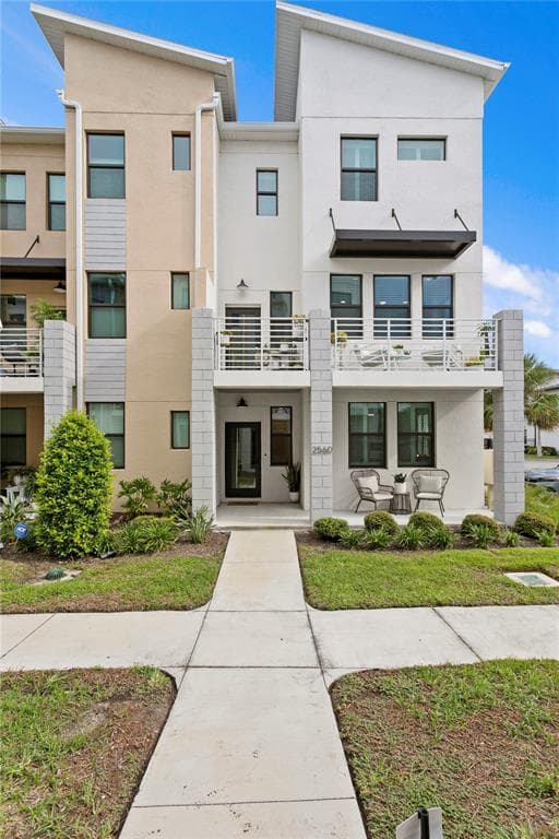 2560 12TH TERRACE N ST PETERSBURG, FL 33713