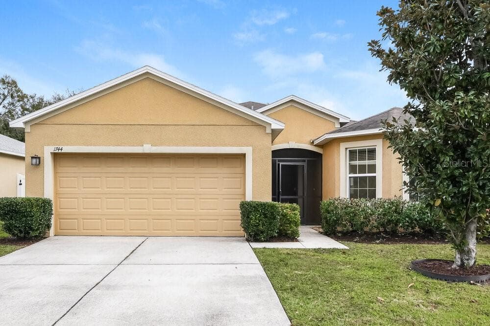 1744 WALLACE MANOR LOOP WINTER HAVEN, FL 33880