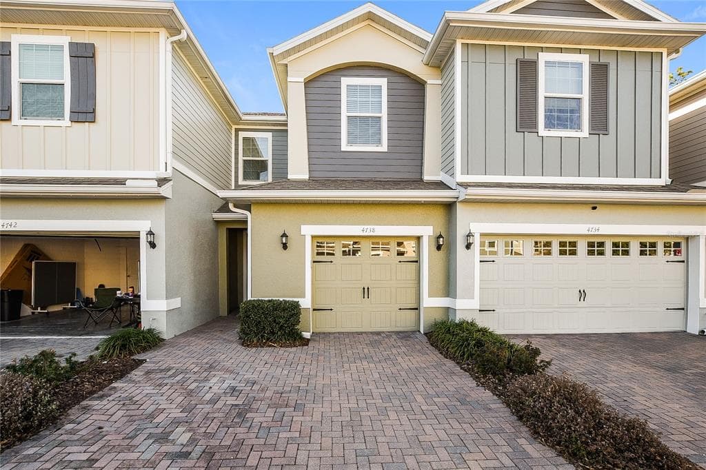 4738 CLIVEDEN LOOP SANFORD, FL 32773