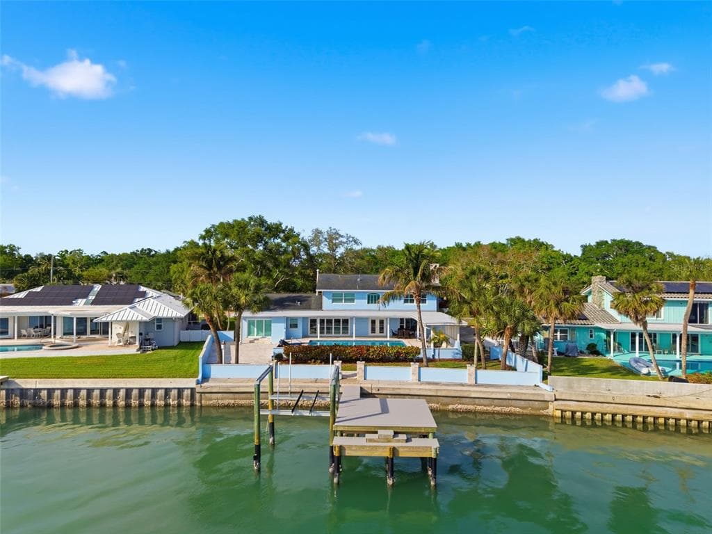 2928 68TH AVENUE S ST PETERSBURG, FL 33712