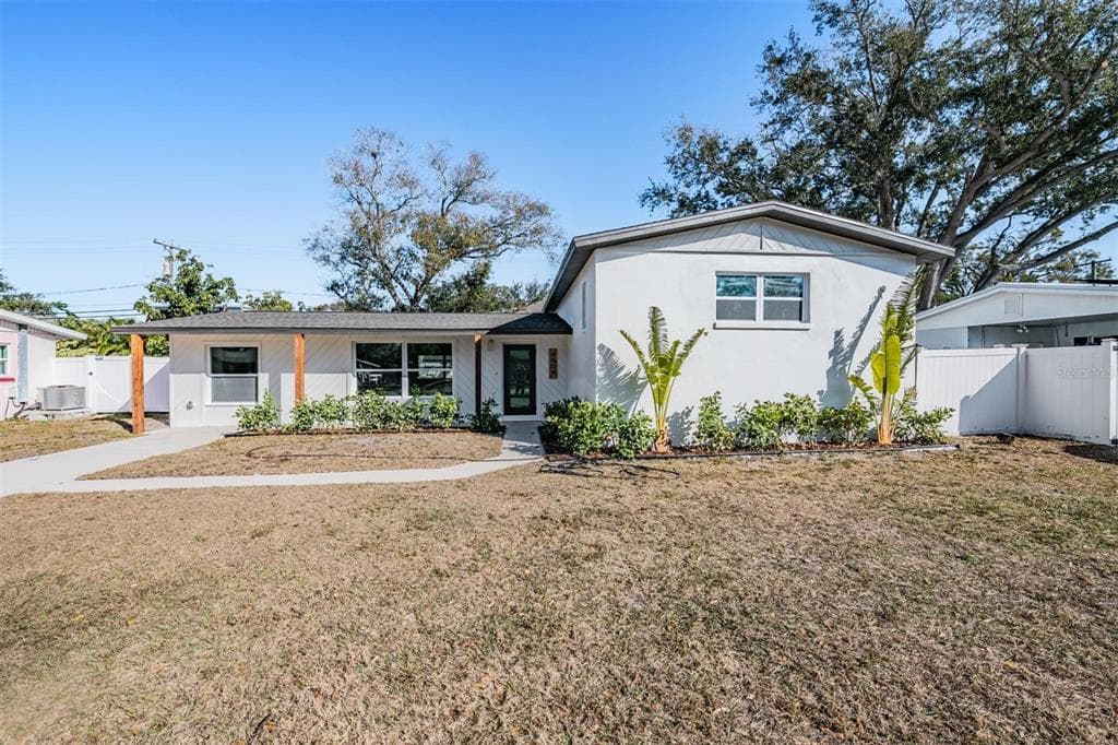4509 W FAIR OAKS AVENUE TAMPA, FL 33611