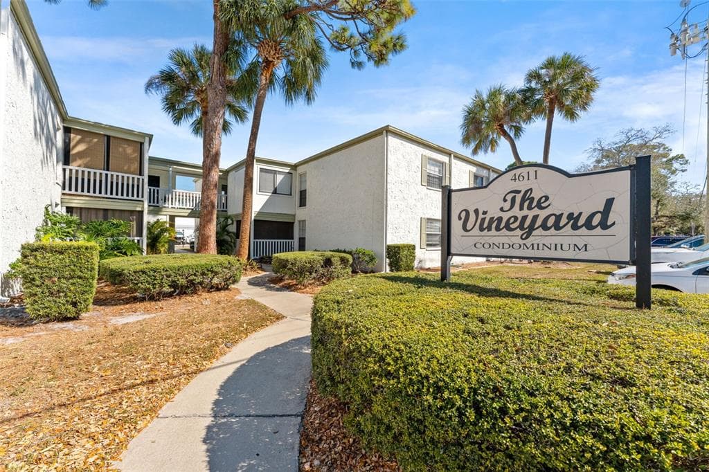 4611 W NORTH B STREET UNIT 232 TAMPA, FL 33609