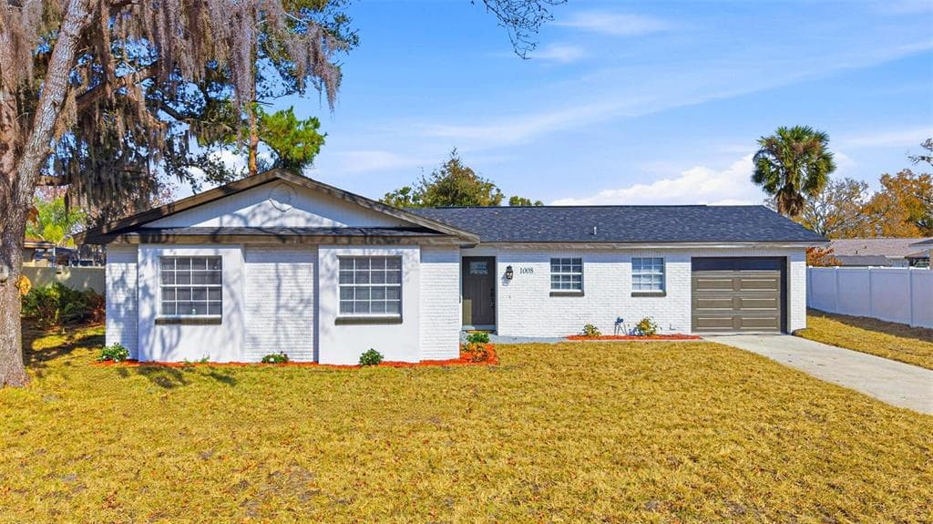 1008 HALLWOOD LOOP BRANDON, FL 33511