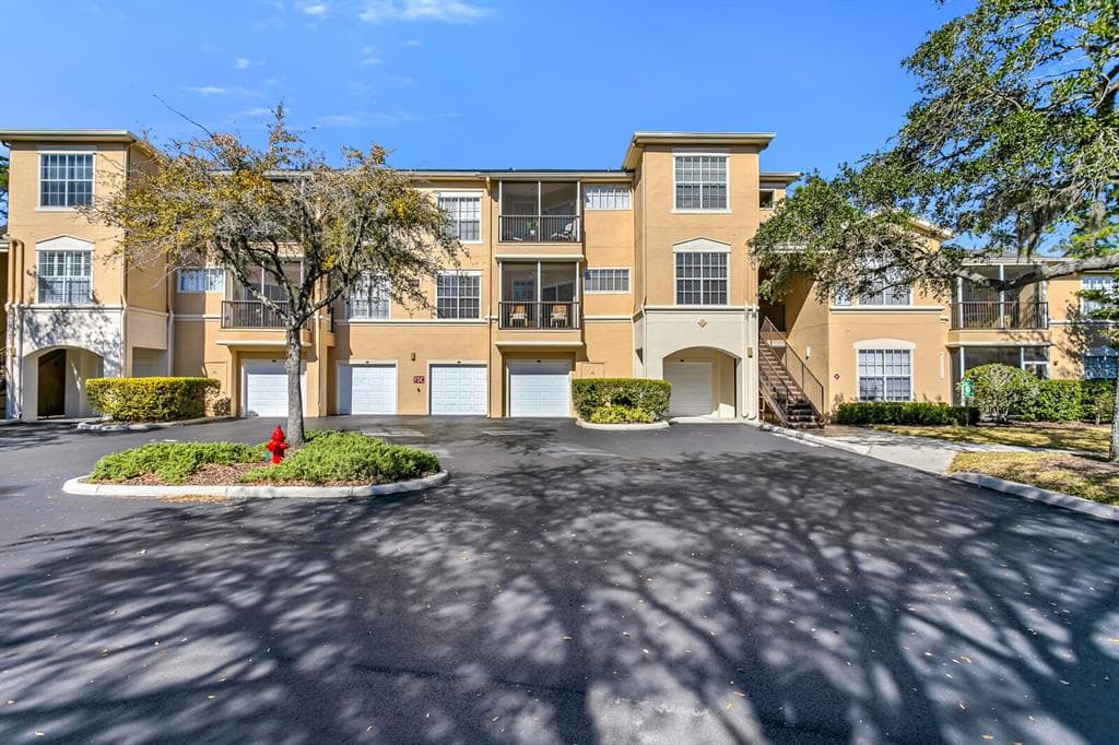 5125 PALM SPRINGS BOULEVARD UNIT 12205 TAMPA, FL 33647