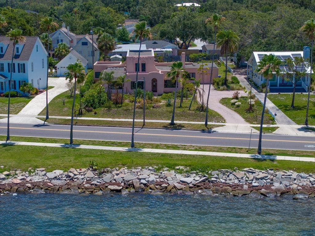 43 EDGEWATER DRIVE
