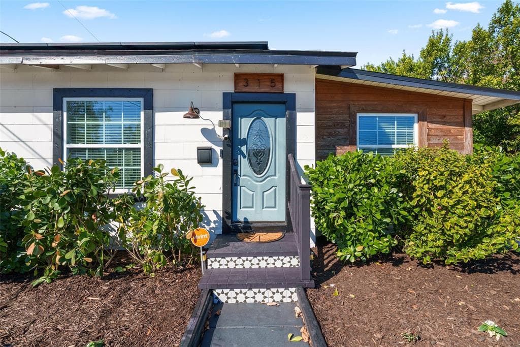 315 S 40TH STREET S ST PETERSBURG, FL 33711