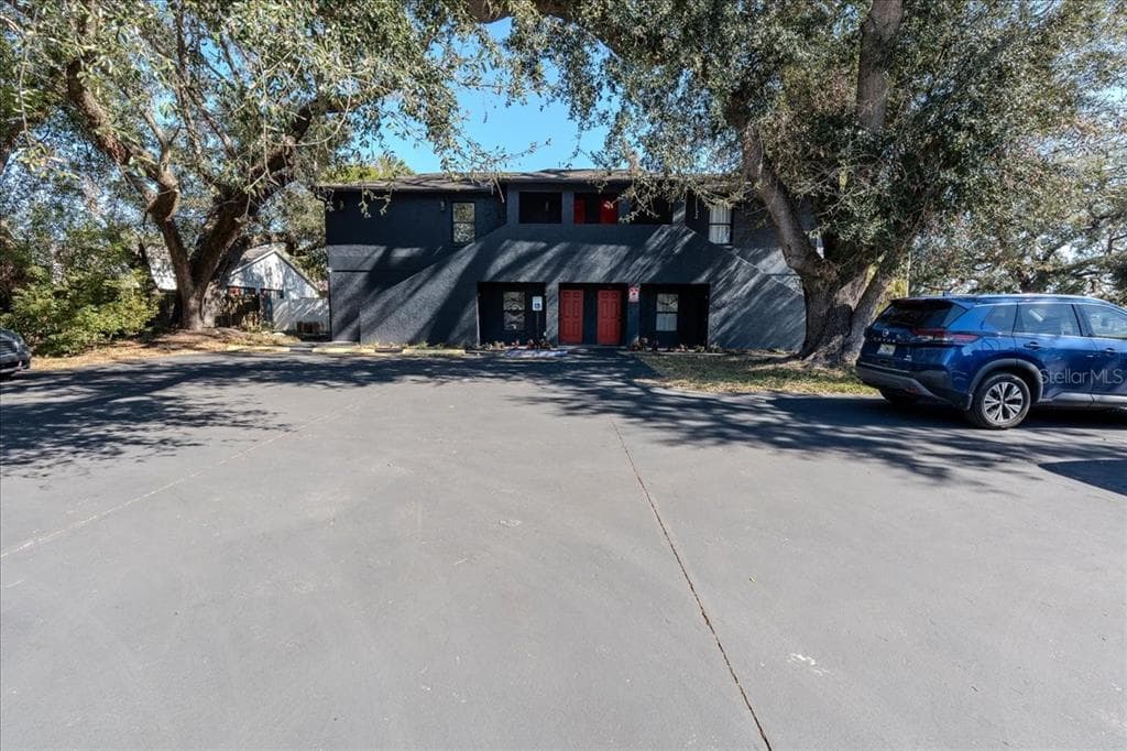 2402 E MARTIN LUTHER KING JR BOULEVARD UNIT 3 TAMPA, FL 33610