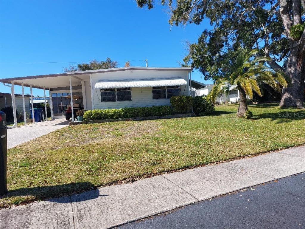 65 HARBOR WAY UNIT 21 PALM HARBOR, FL 34684
