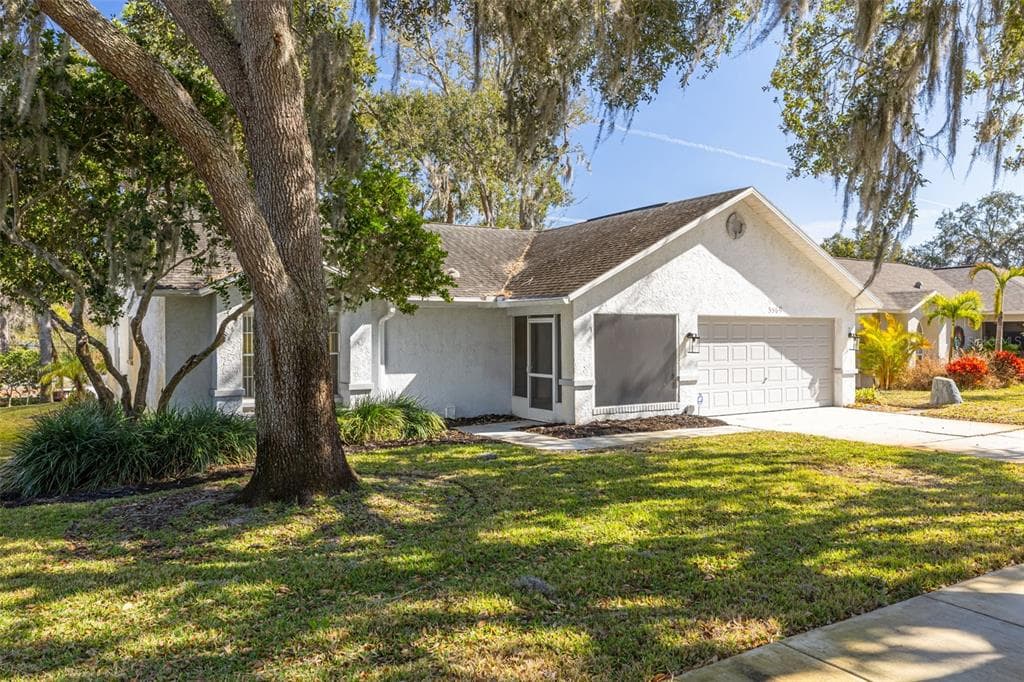 3569 OAK LAKE DRIVE