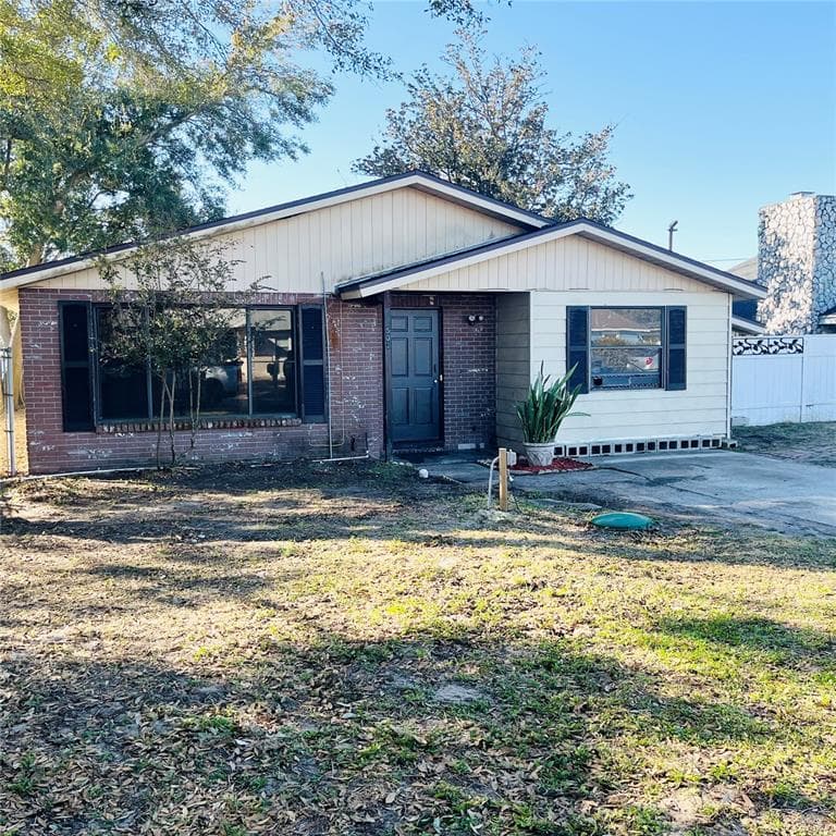502 CALHOUN AVENUE