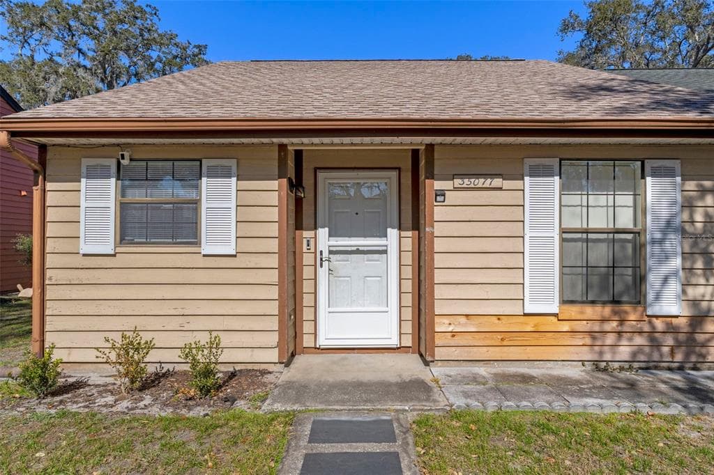 35077 WHISPERING OAKS BOULEVARD DADE CITY, FL 33523