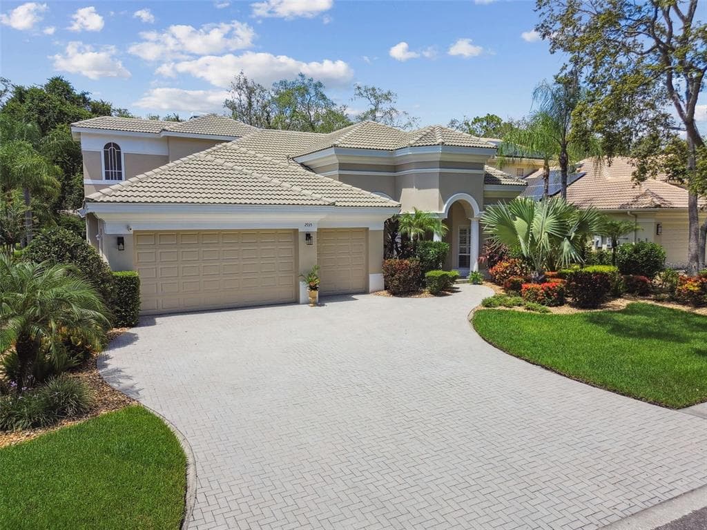 2935 GREY OAKS BOULEVARD TARPON SPRINGS, FL 34688