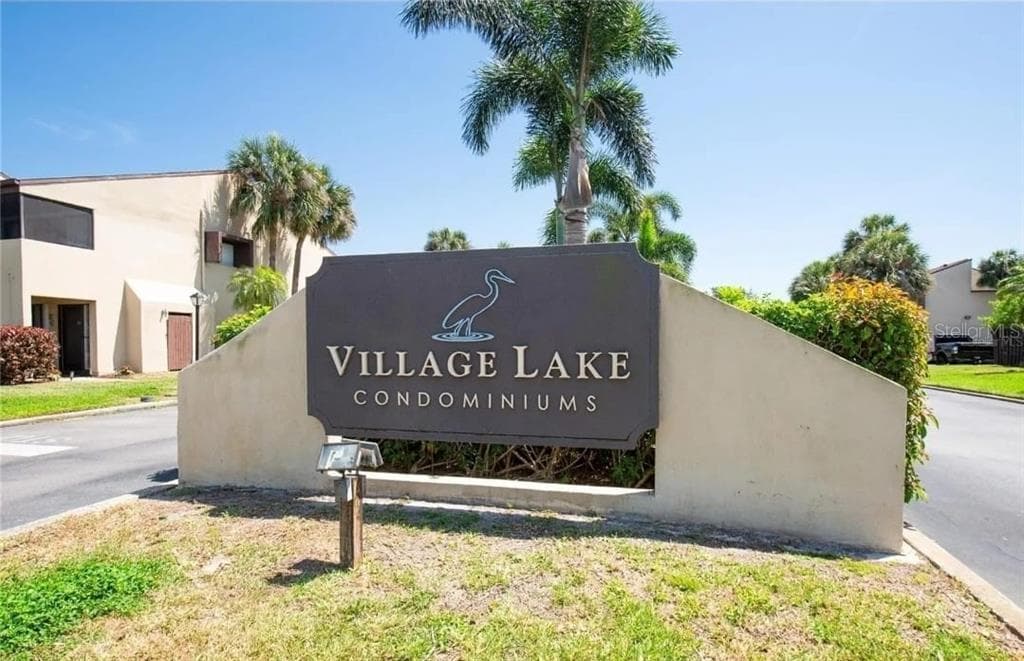 760 S VILLAGE DRIVE N UNIT 203 ST PETERSBURG, FL 33716