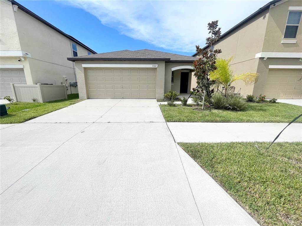 7104 AMELIA COVE COURT SUN CITY CENTER, FL 33573