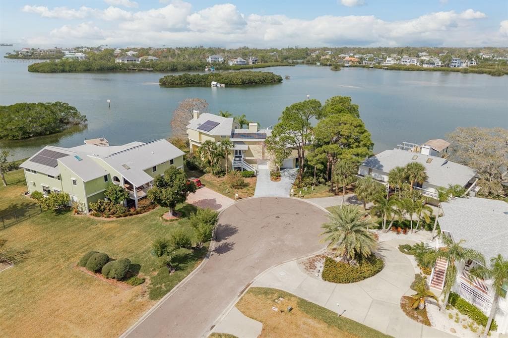 600 SOUNDVIEW DRIVE PALM HARBOR, FL 34683