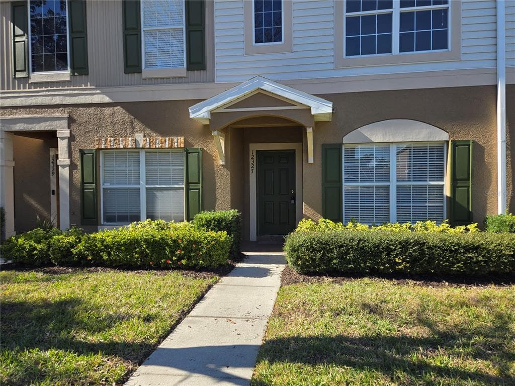 12327 HEALEY SUMMIT LANE RIVERVIEW, FL 33579