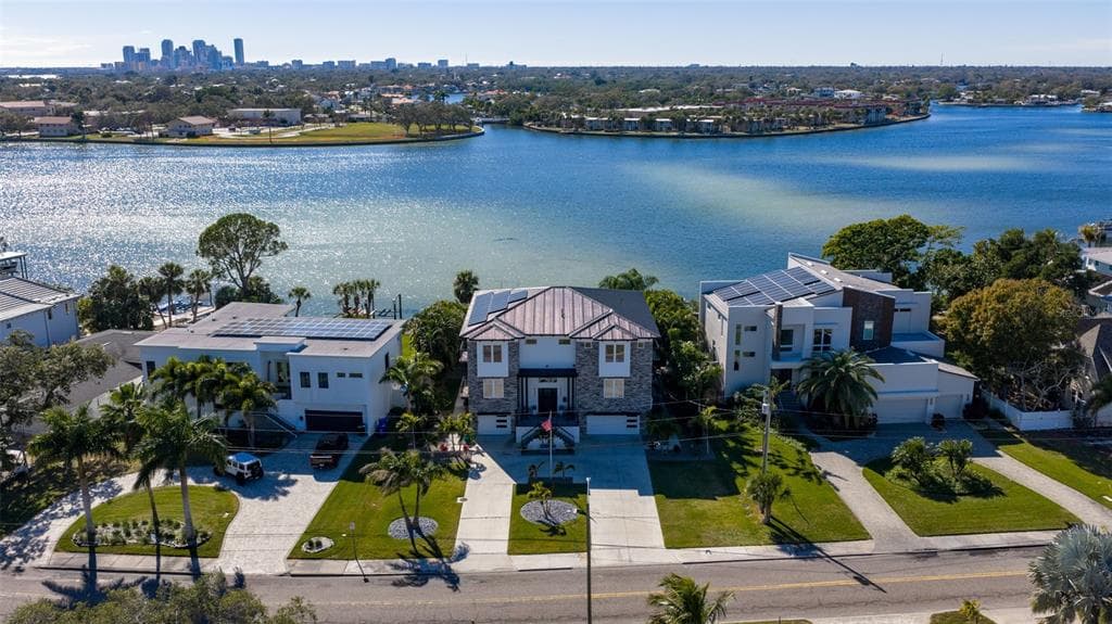 3830 SHORE ACRES BOULEVARD NE