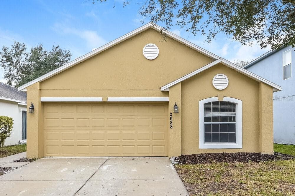 2688 WHISPERING TRAILS DRIVE WINTER HAVEN, FL 33884