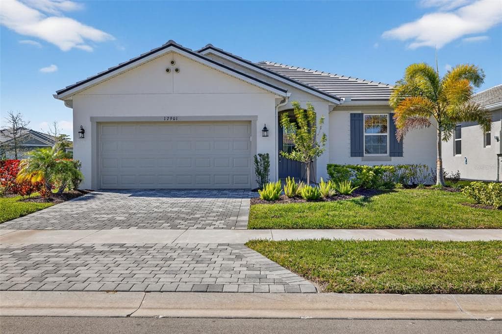 17901 SOLSTICE AVENUE VENICE, FL 34293