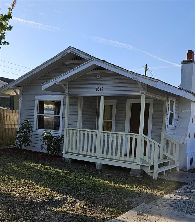 1610 27TH AVENUE N ST PETERSBURG, FL 33713
