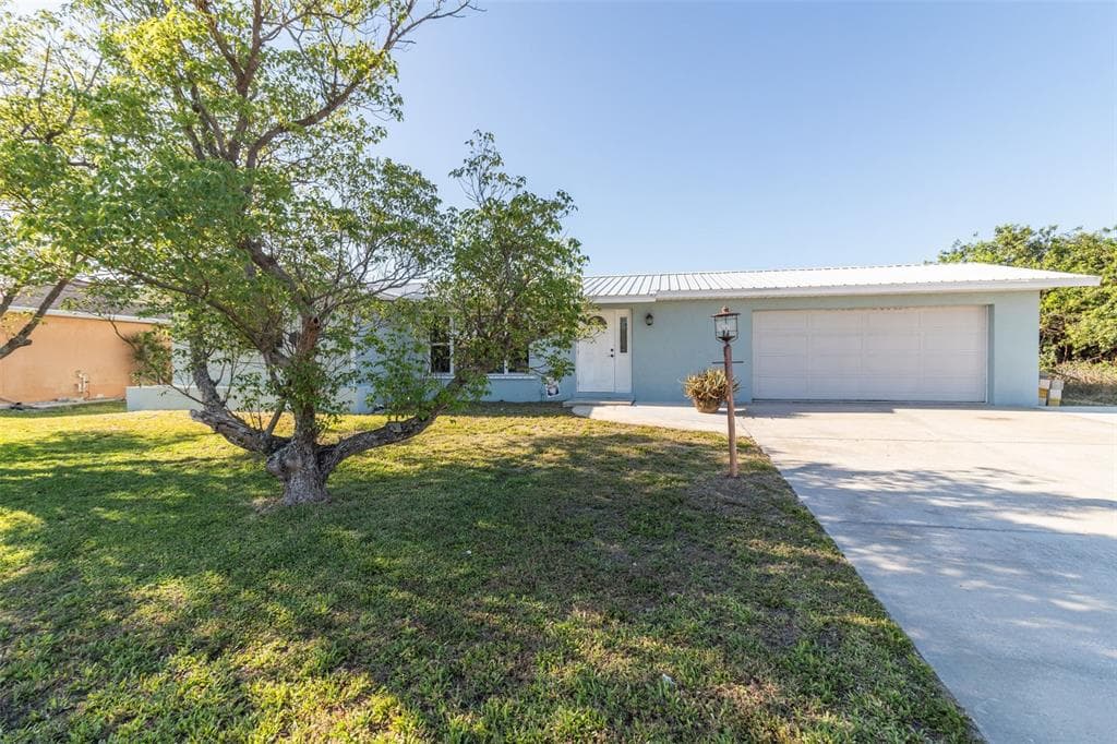 22465 LEWISTON  AVENUE PORT CHARLOTTE, FL 33952