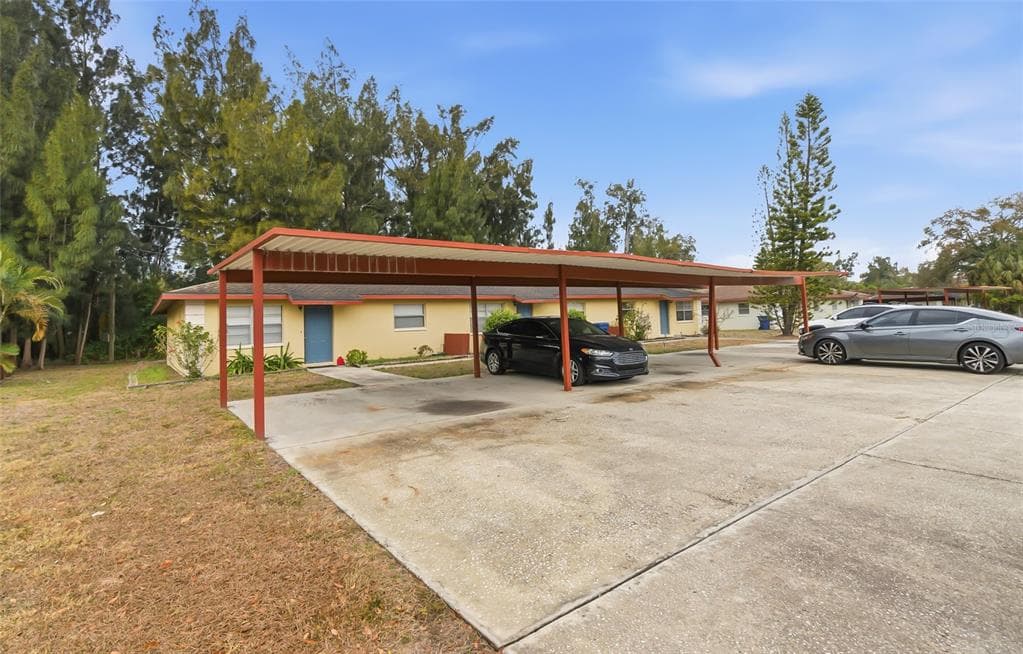 5600 59TH WAY N ST PETERSBURG, FL 33709