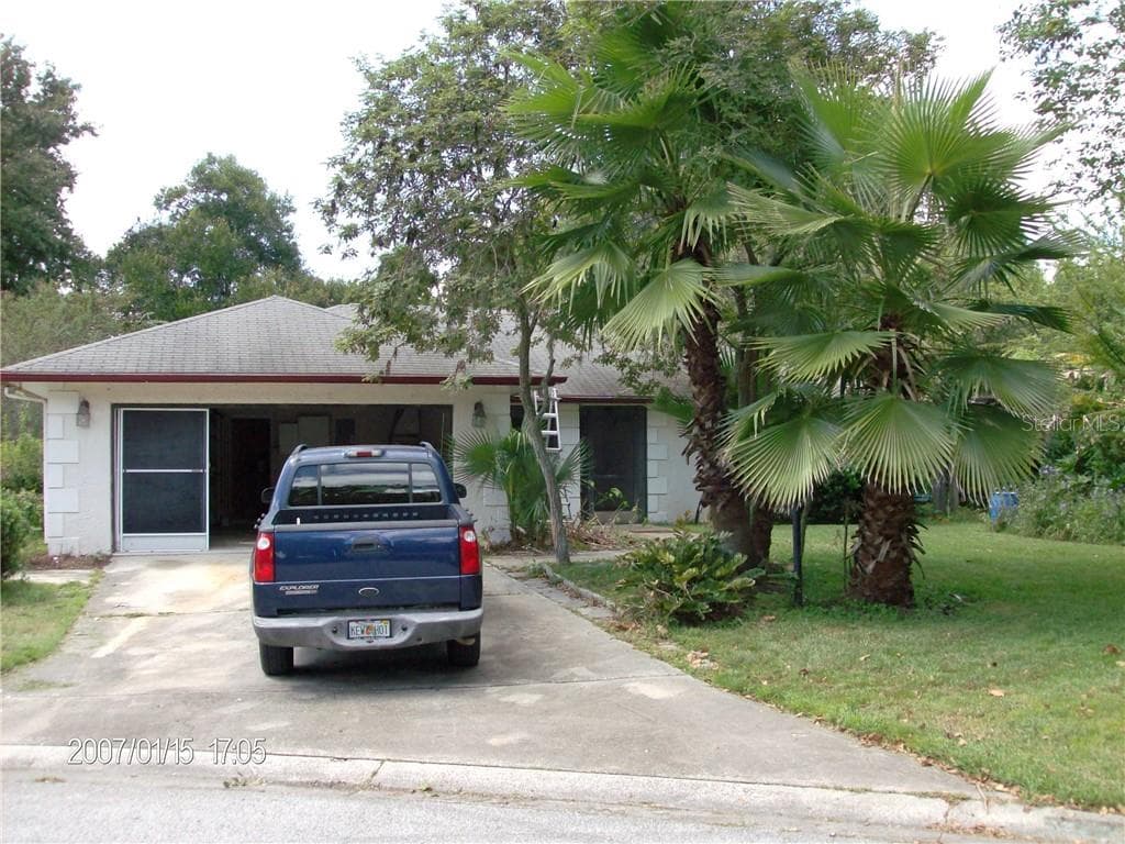 1823 THORNWOOD COURT WESLEY CHAPEL, FL 33543