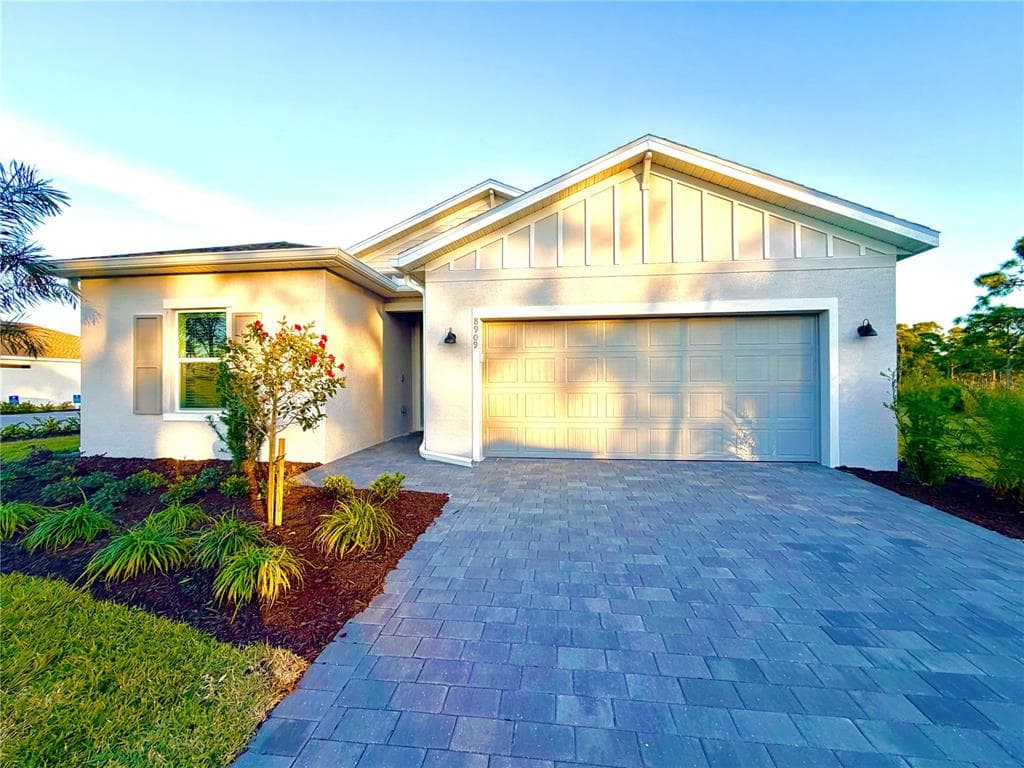 8134 SAINT KITTS CIRCLE ENGLEWOOD, FL 34224