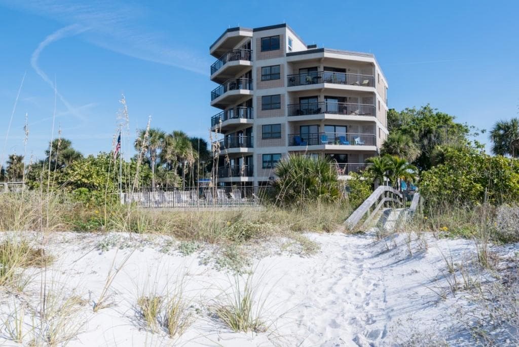 4510 GULF BOULEVARD UNIT 303 ST PETE BEACH, FL 33706
