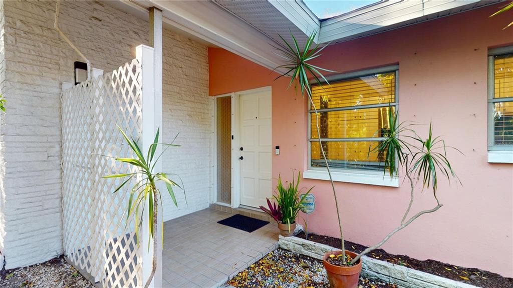 1546 BELLEAIR ROAD