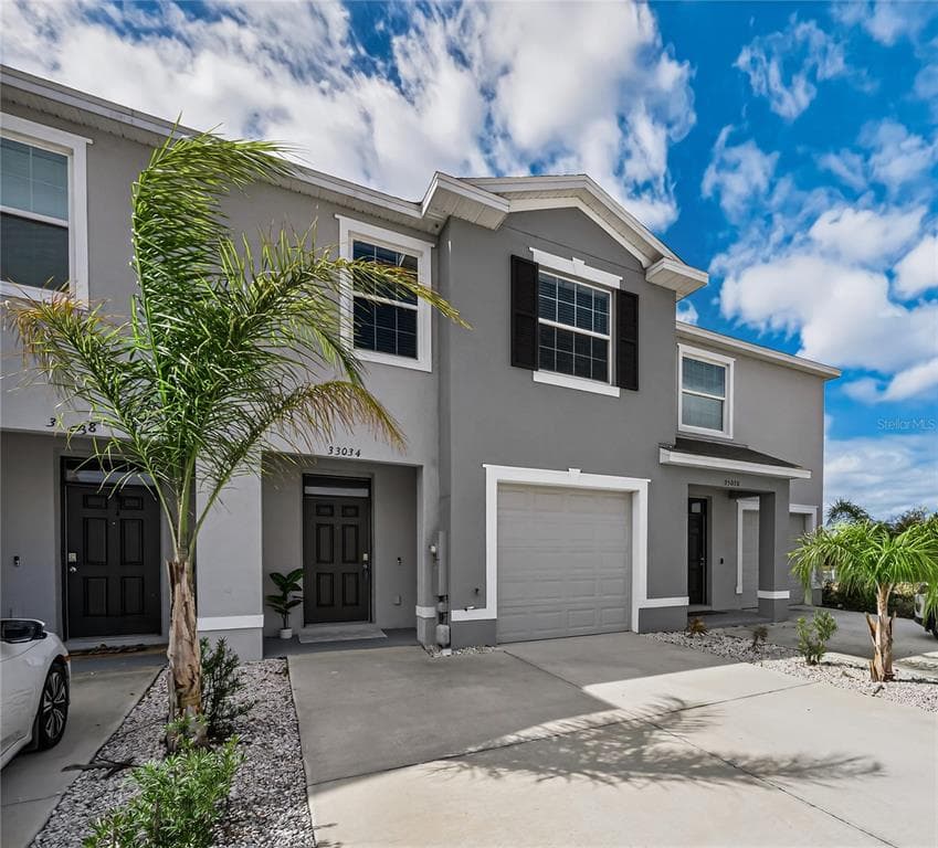 33034 MAJOR OAK DRIVE WESLEY CHAPEL, FL 33545
