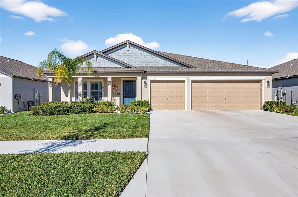 15217 ZIRCON RED DRIVE WIMAUMA, FL 33598