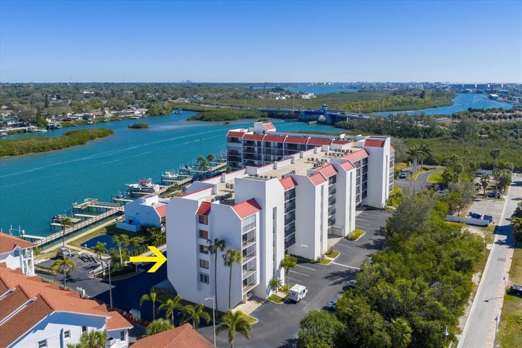19111 VISTA BAY DRIVE UNIT 202 INDIAN SHORES, FL 33785