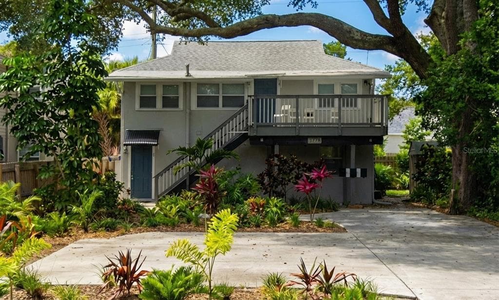 3734 BURLINGTON AVENUE N UNIT 1 ST PETERSBURG, FL 33713
