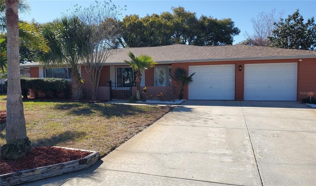 7702 ROSEWOOD DRIVE PORT RICHEY, FL 34668